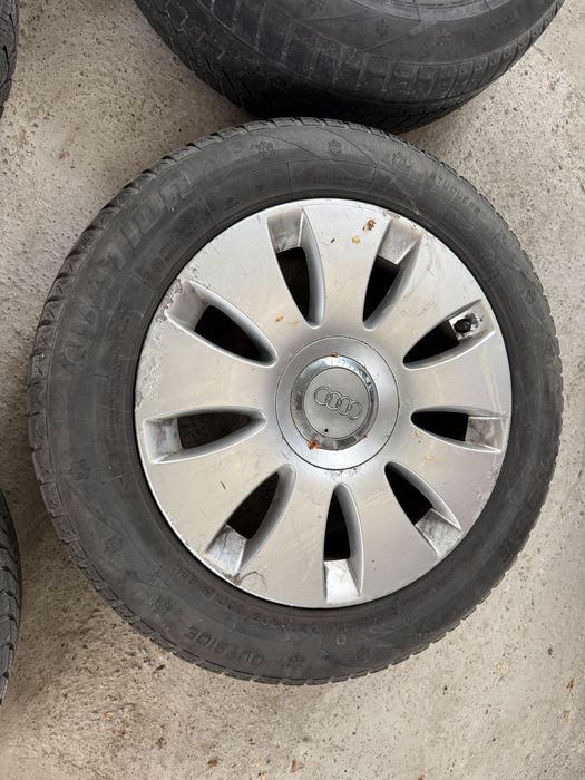Set 4 Jante Aliaj Originale Audi R16 + Anvelope Iarnă 205/60 R16