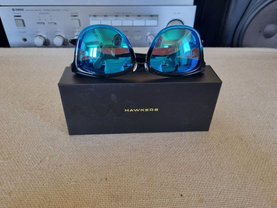Ochelari de soare Hawkers. Noi