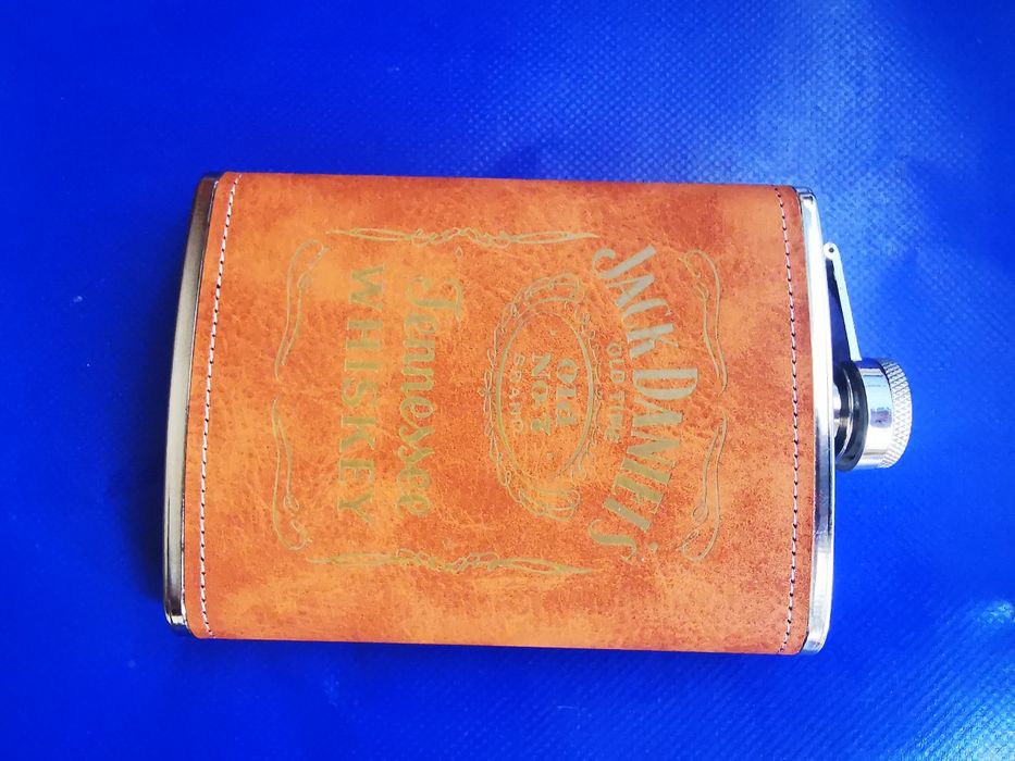 Botelcuta Jack Daniel's Recipient Whiskey inox