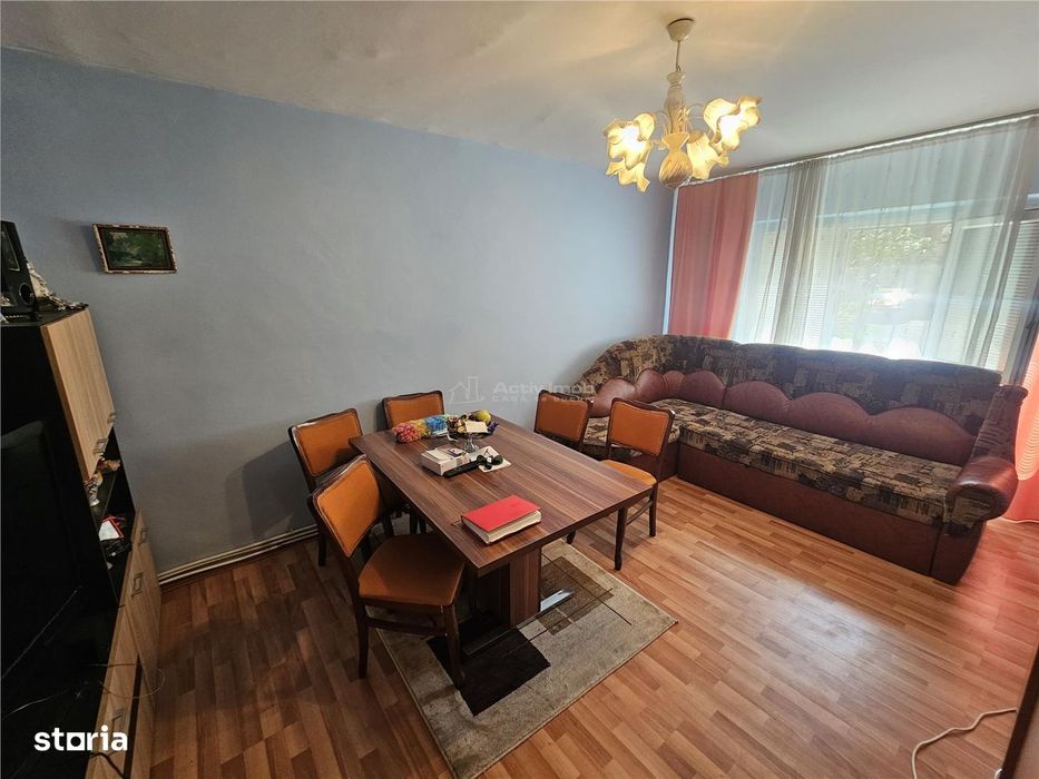 Resita, 3 Cam. Dec., Mobilat+Utilat, Parter Inalt, Micro 4