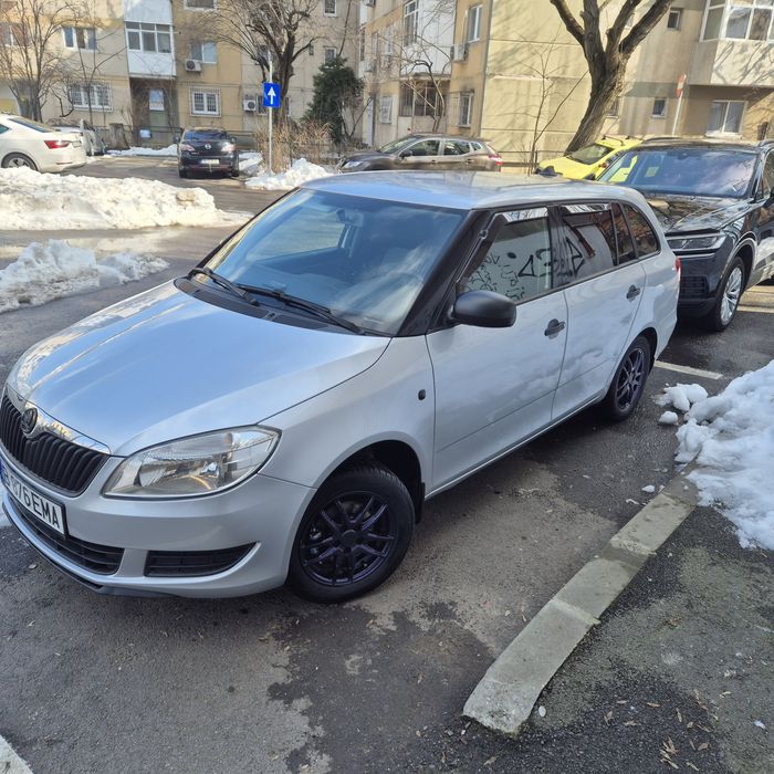 SKODA Fabia 2011 — imagine 5