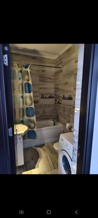 Închiriez garsonieră