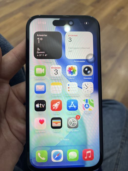 Продается айфон 15