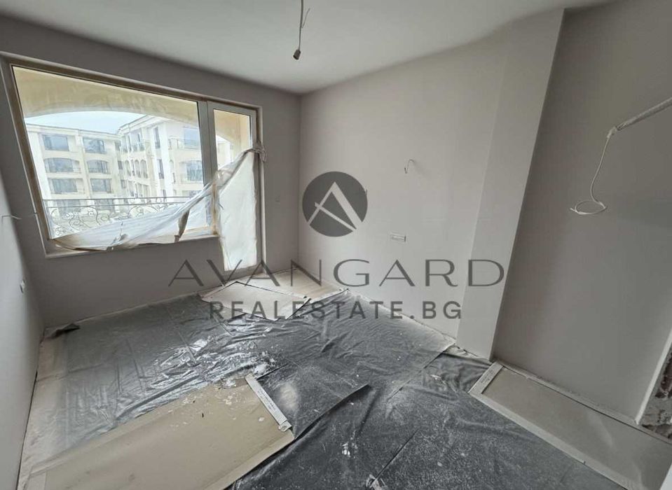 оф.24858 Пред акт 16 двустаен в ниска сграда/ Алати