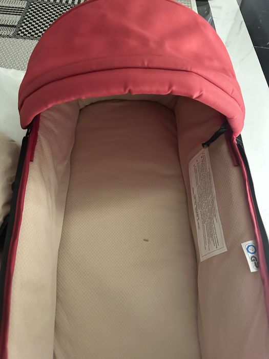 Продам переноска Chicco