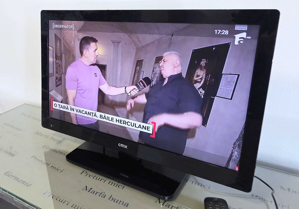 Tv rulota,camion...CMX 8245F Lucani - 24 inch/61 cm - 12v,usb etc