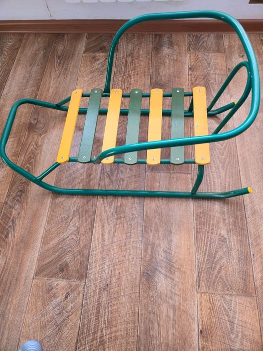 Санки на зиму для ребенка