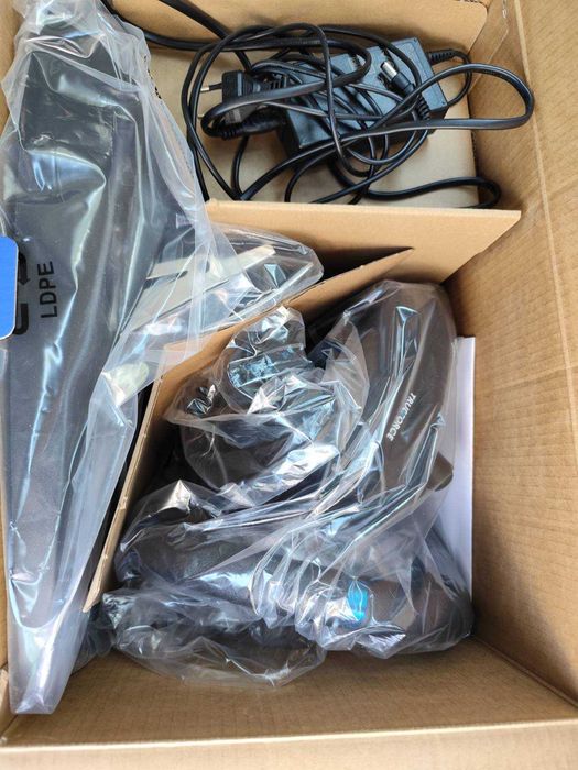С Гаранция Logitech G923 TrueForce като нов