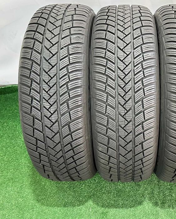 4бр 225/65r17 VREDESTEIN зимни