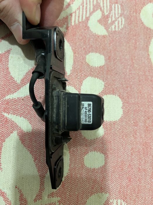 Продам камеру заднего вида IS250