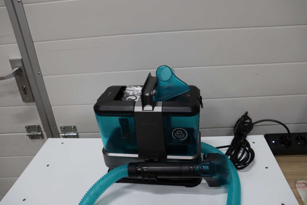 Перяща прахосмукачка за килими Cecotec Conga 2000 Carpet&Spot Clean