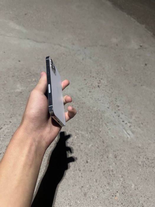 iPhone 12 Pro.