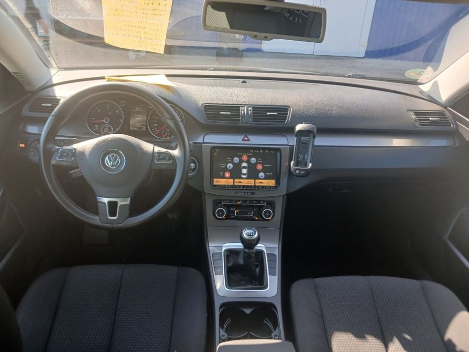 VOLKSWAGEN Passat 2010 — imagine 5