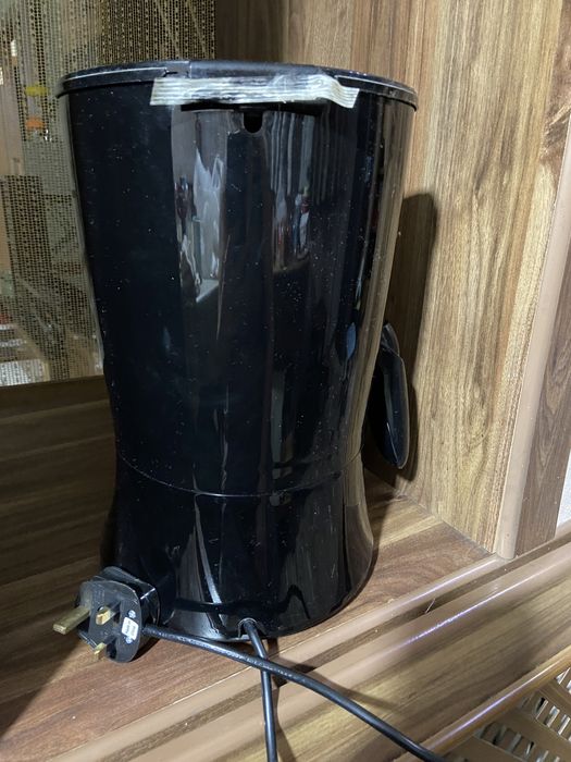 Продам кофеварку