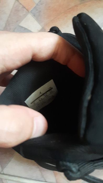 Jordan 11 total black