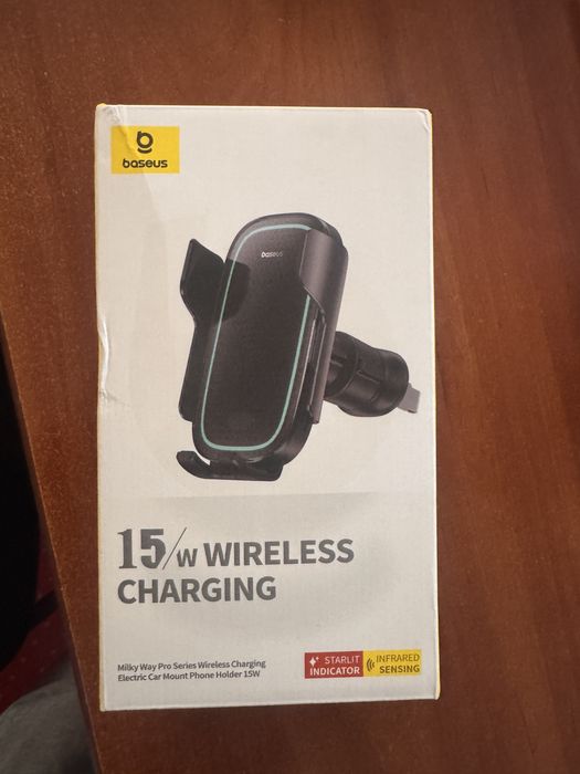 Suport auto cu incarcare wireless Baseus