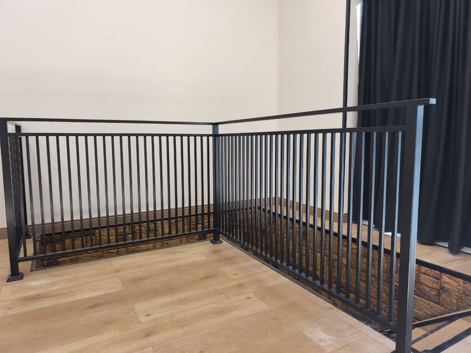 Перила ,навесы, решетки.