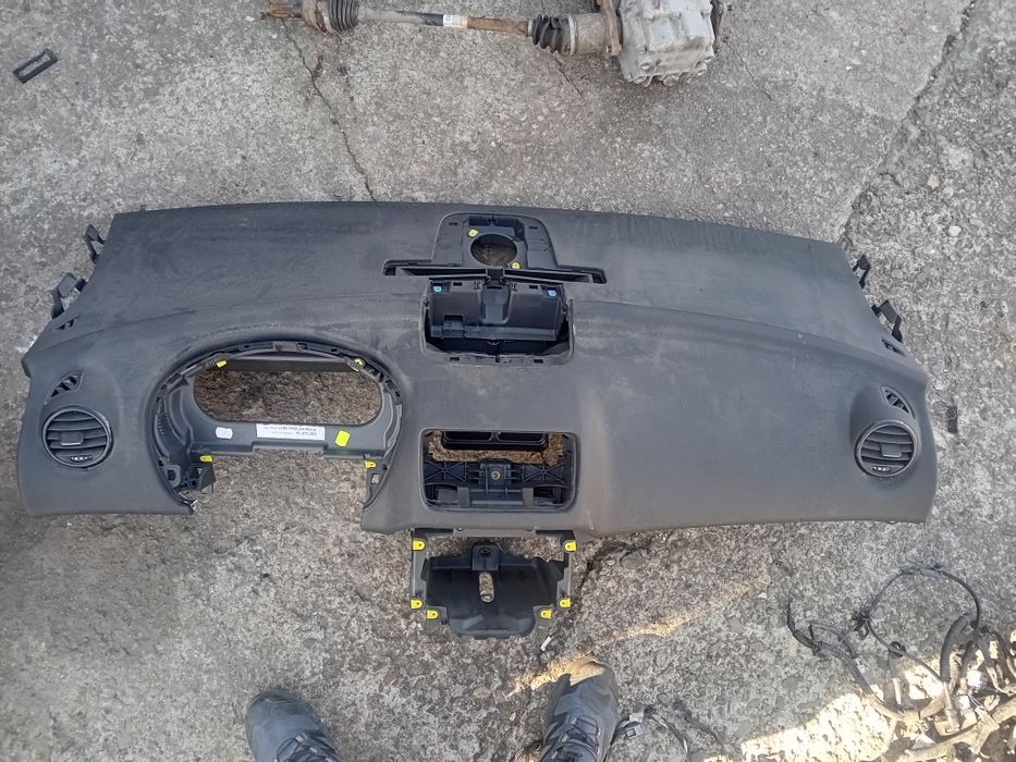 Табло с еърбег и колани Опел Мерива Б 2012г Opel Meriva B 2012g