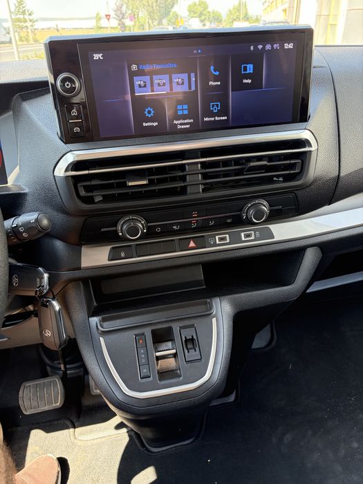 Toyota Proace verso 2024 avariat