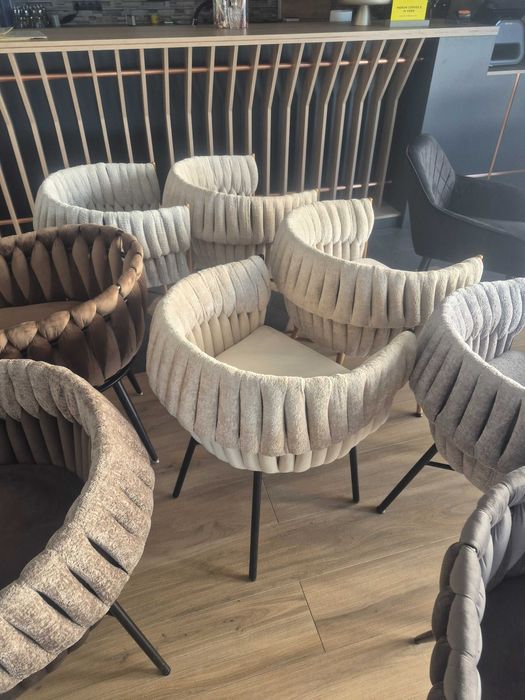 Oferta scaune moderne