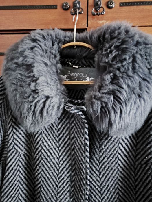 Пальто лама Berghaus