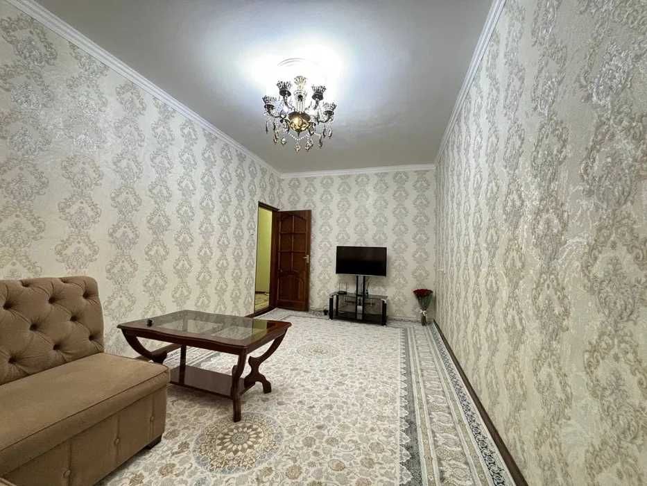 Срочно 2 хонали квартира 3 каватда сотилади 5 микрн Рахматилло