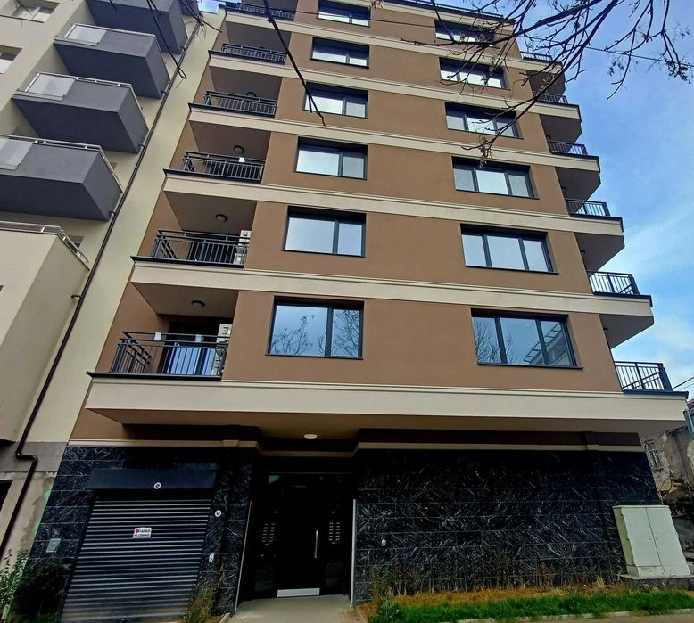 Продава се Двустаен апартамент в София, Център - 70 кв.м за 2500 €/кв.м - Снимка #9