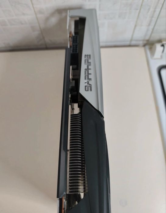 RX 5700 XT Sapphire Nitro+