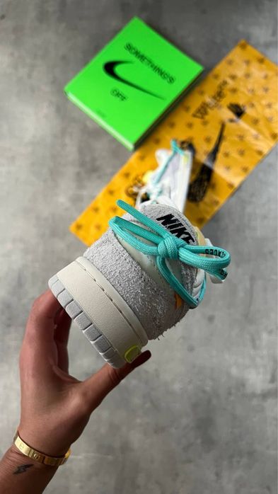 Off White Dunk Low - Lot 14