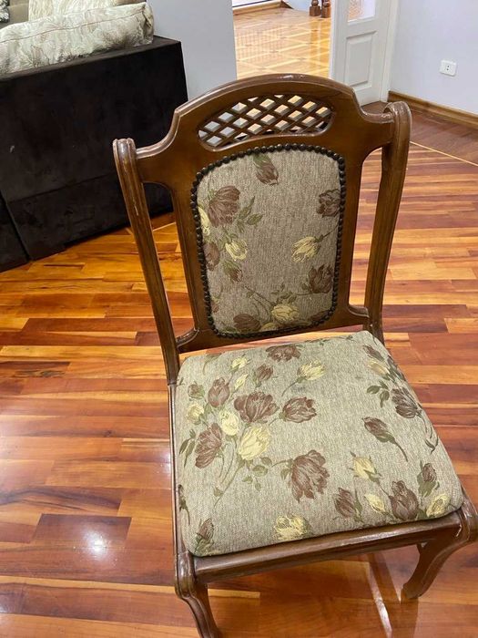 Продаются стулья из массива дерева , Малазия