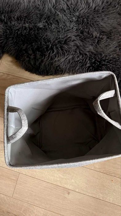 Чекмедже за пране в банята