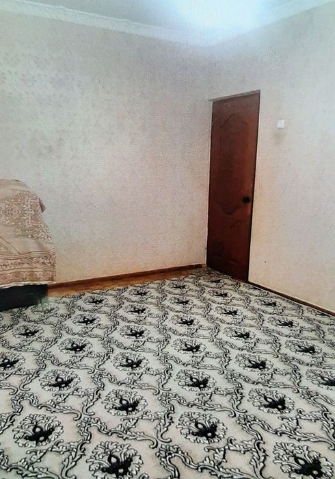 Chilonzor  20-kvartalda 2xonali kvartira hamma sharoitlari bor.