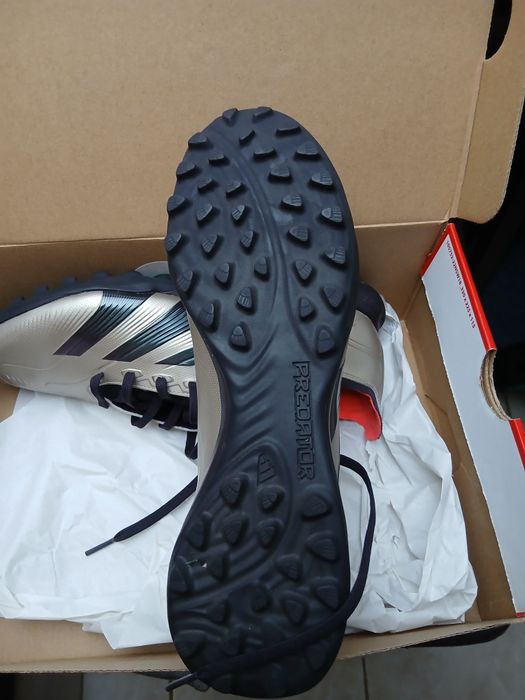 Бутонки Adidas Predator UK9