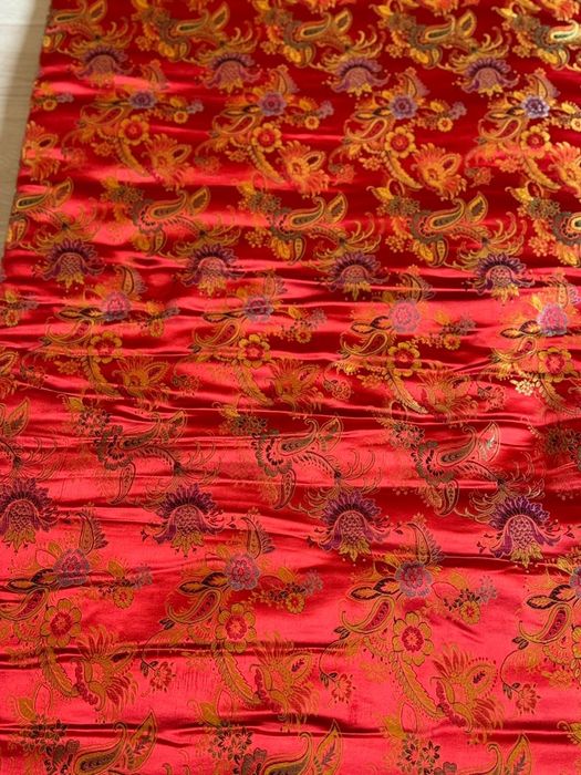 Көрпе, көрпеше сатылады