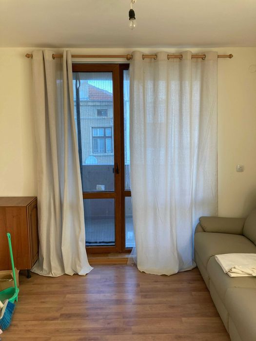 Дава се под наем Двустаен апартамент в Пазарджик, Идеален център - 48 кв.м за 229.5 € - Снимка #1