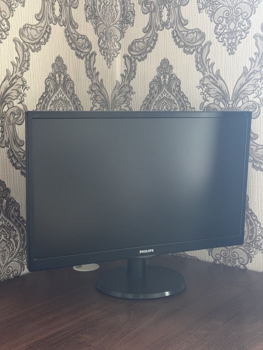 Монитор 24” Philips