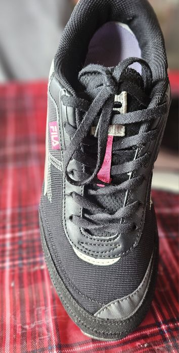 Дамски маратонки Fila / номер 40