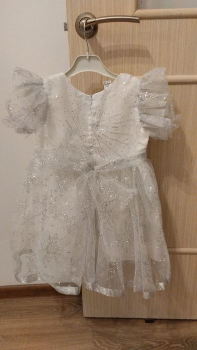 Детское платье ,,Снежинка"