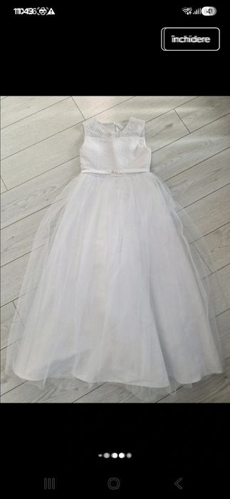 Rochiță albă de fetițe