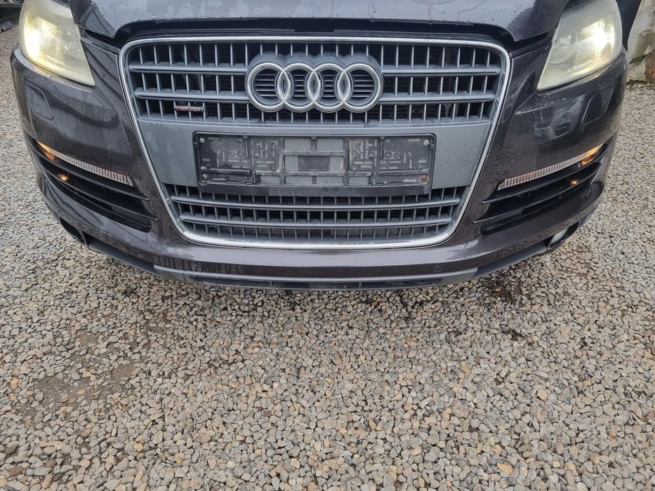 Предна броня AUDI Q7 2005 - 2009 ЧЕРНА (1462) Диз