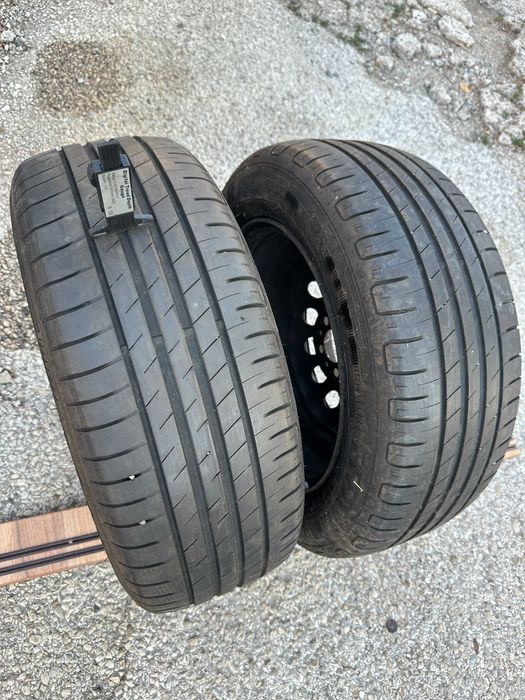2бр. летни гуми 215/60/16 - Goodyear