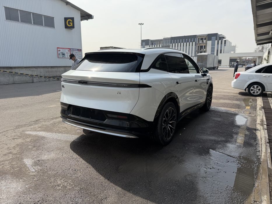 Zeekr 7 X. Full.    ND 40 Klent Nomiga chiqadi