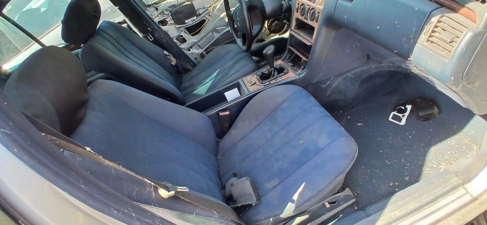 Mercedes e220d  1998