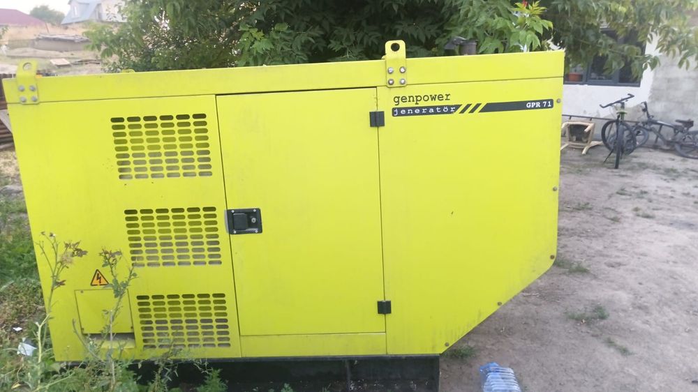 Дизельный генератор б/у Genpower GPR71