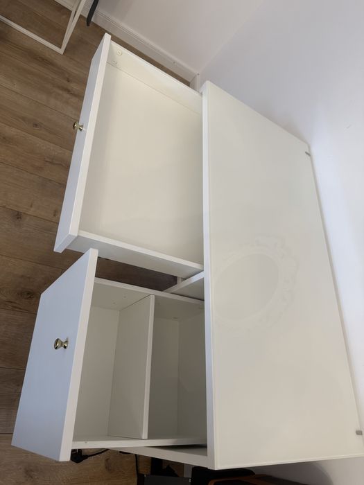 Măsuță machiaj SYVDE IKEA