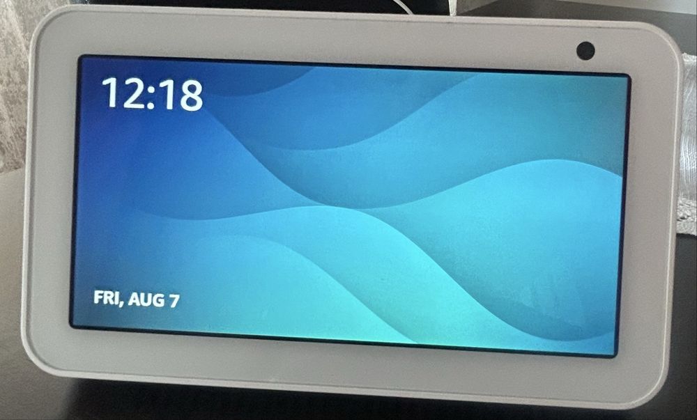 Amazon Echo Show 5 -Alexa