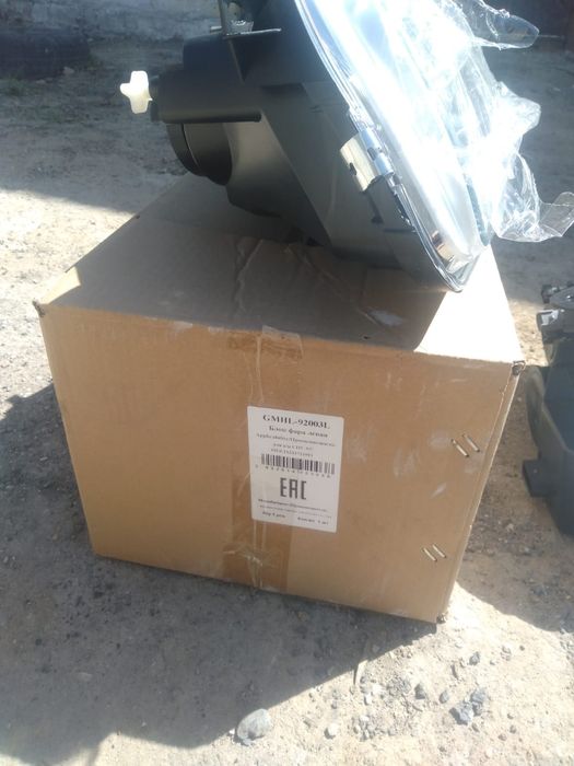 Фары новые Chevrolet Niva