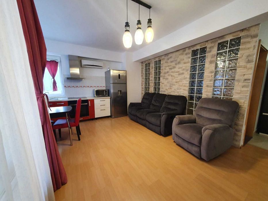 Apartament 3 camere- 68 mp utili + balcon 5 mp_ decomandat- bloc nou