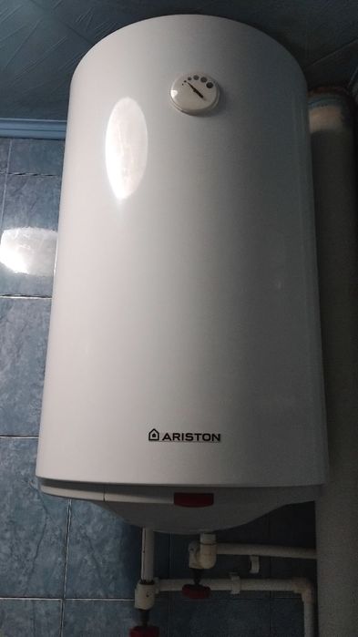 Титан водонагреватель Аристон 80 литр