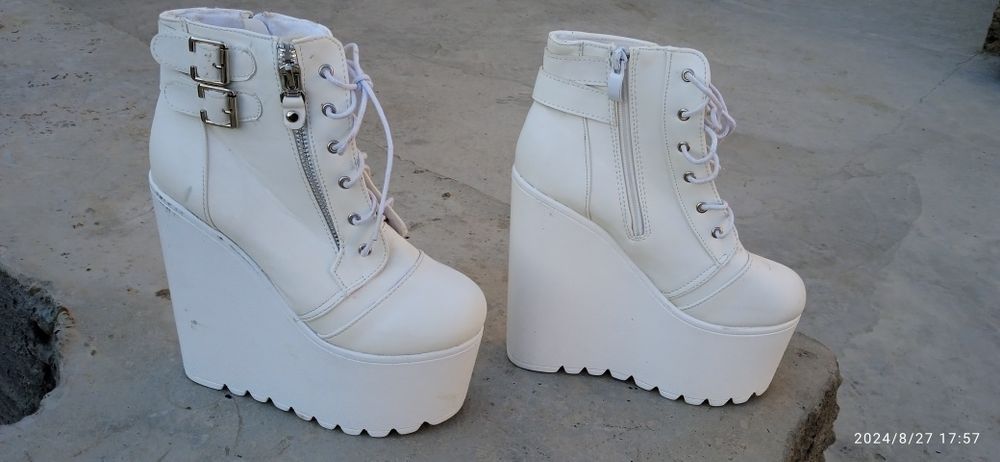 Robiya Jahonova 1985